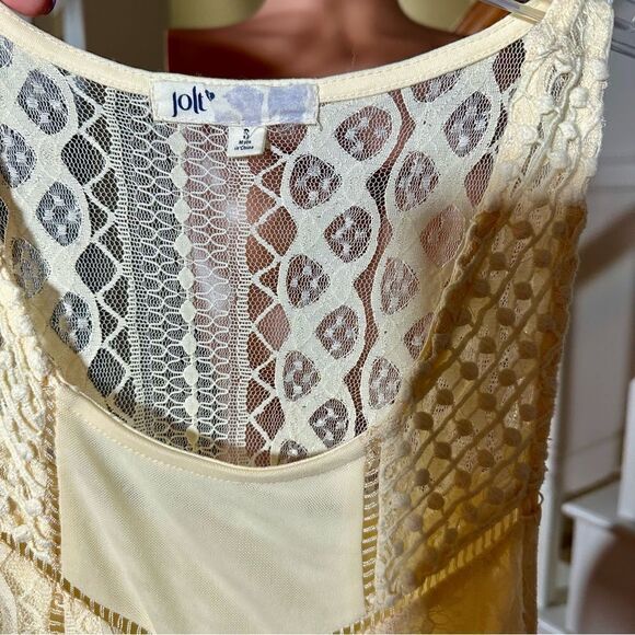 Cream lace belted country dress - Picture 15 of 15